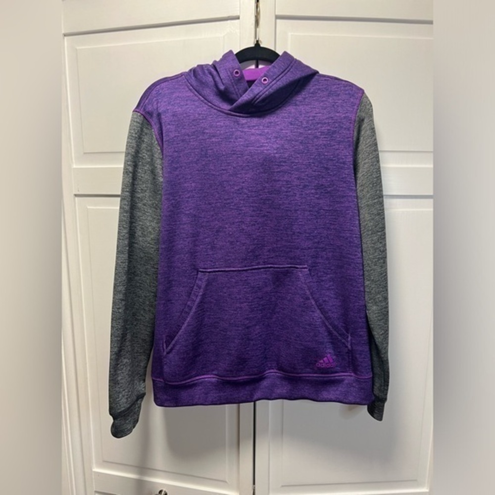 Adidas Climawarm Sweatshirt With Hoodie Size Women’s Large Color Purple/Gray